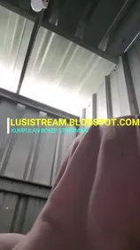 Beurette en hijab se masturbe dans sa chambre